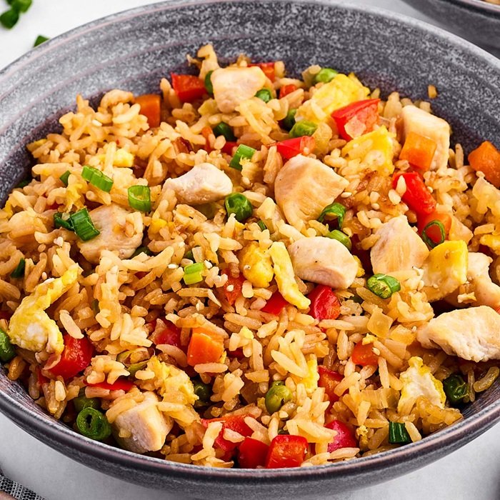 Riz frit au poulet