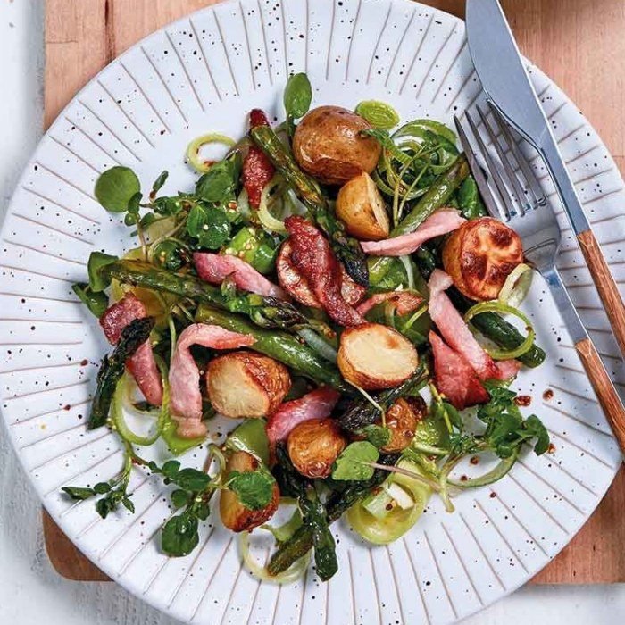 Salade asperges rôties, pommes de terre et bacon